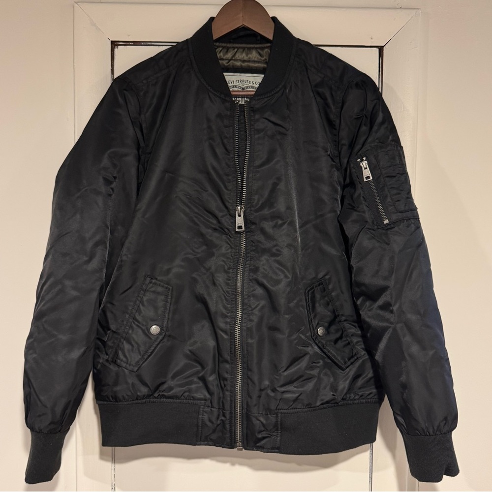 Levis men’s Black MA-1 Military Bomber Jacket Coat Size Large NWT - Picture 2 of 8